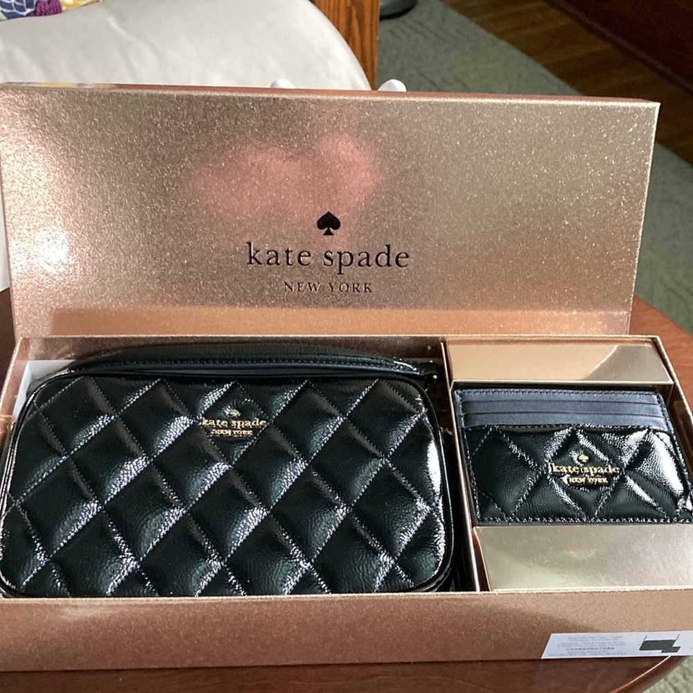 A stunning two piece set of Kate Spade 🖤🖤🖤🖤